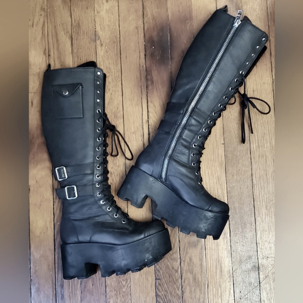 DollsKill Platform Boots by Current Mood Size 6
